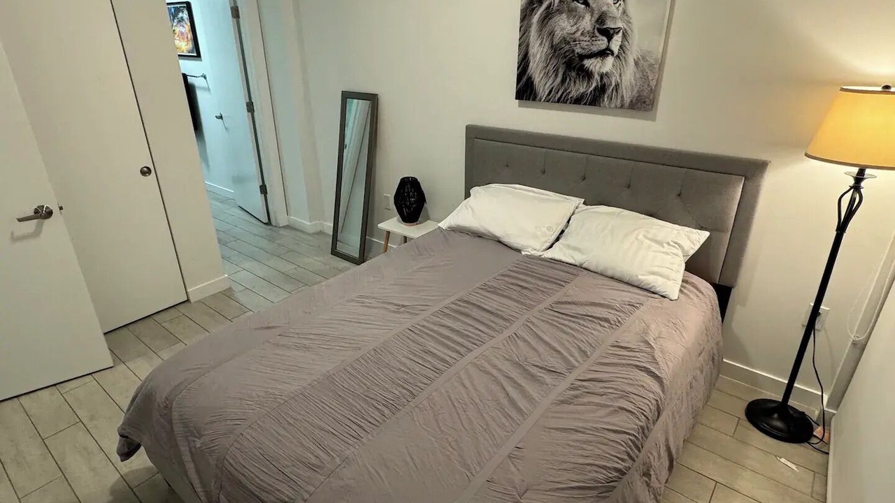 Photo of Bedroom in Midtown