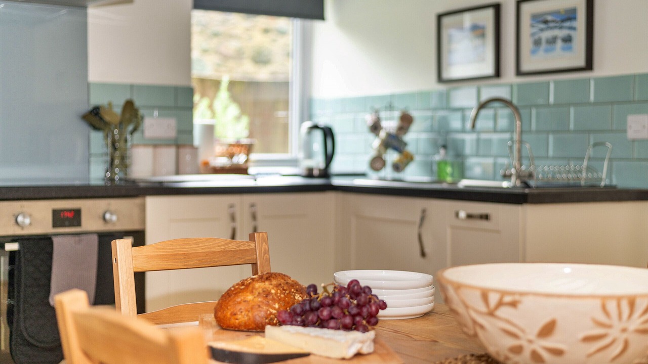Photo of Kitchen in Ganllwyd