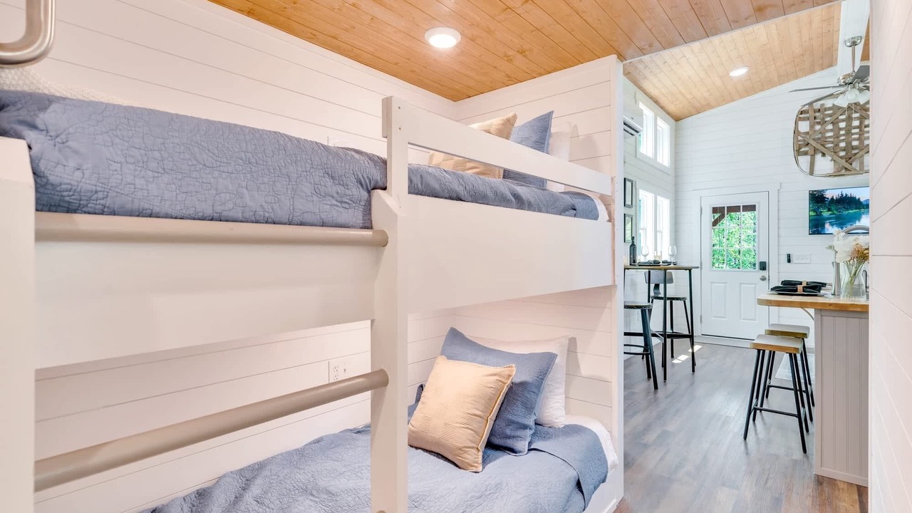 Photo of Bedroom in Menlo