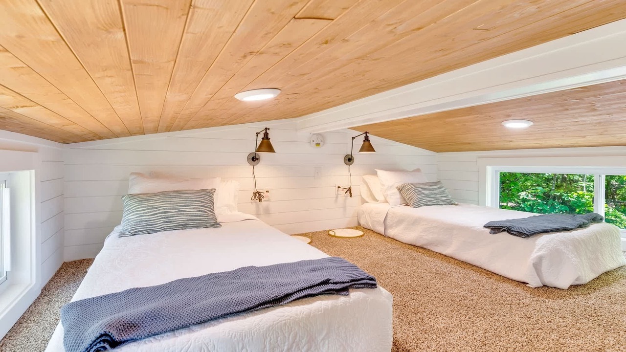 Photo of Bedroom in Menlo