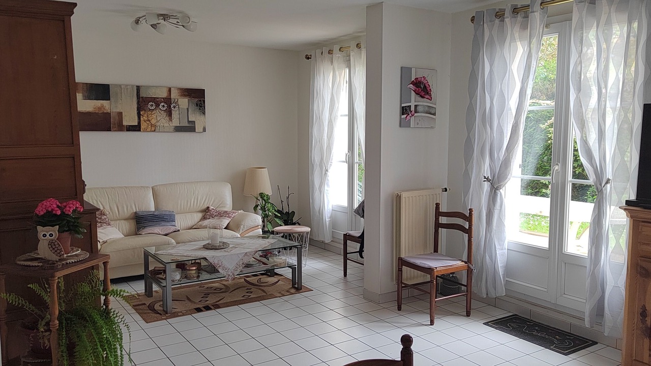 Photo of Livingroom in Vernouillet