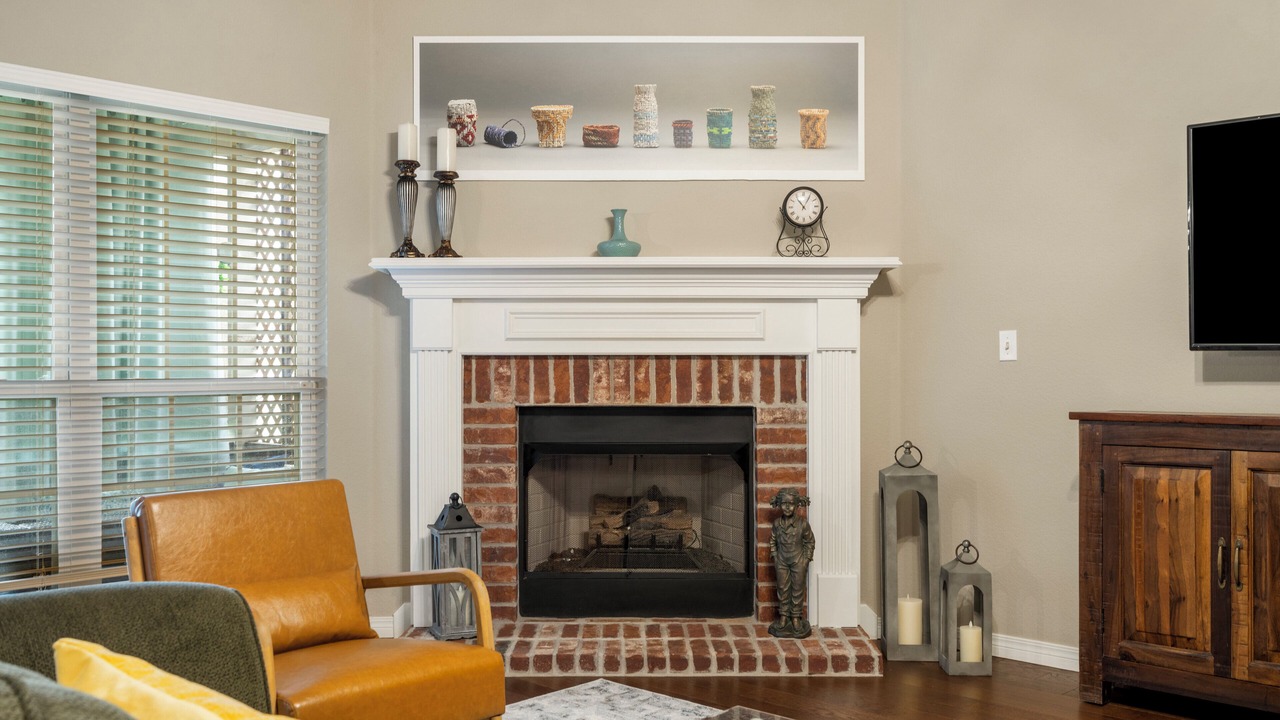 Photo of Livingroom in Jenks