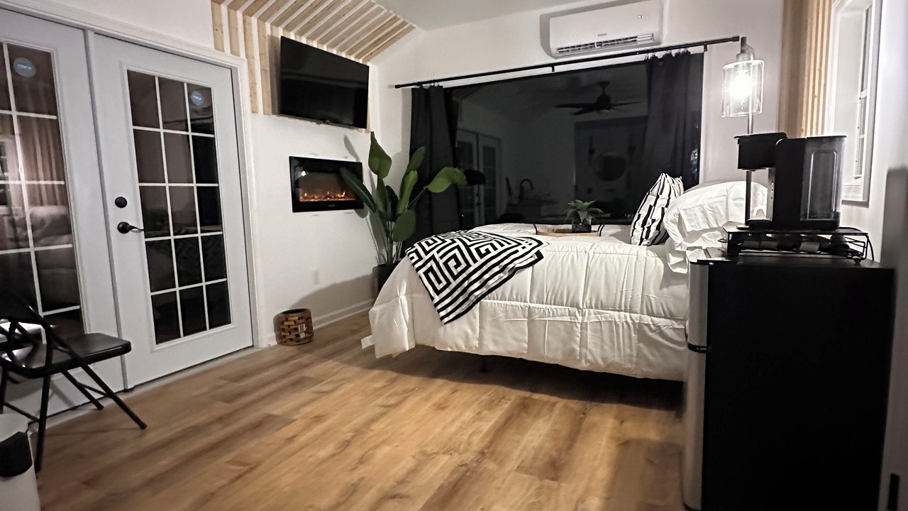 Photo of Bedroom in Rosedale