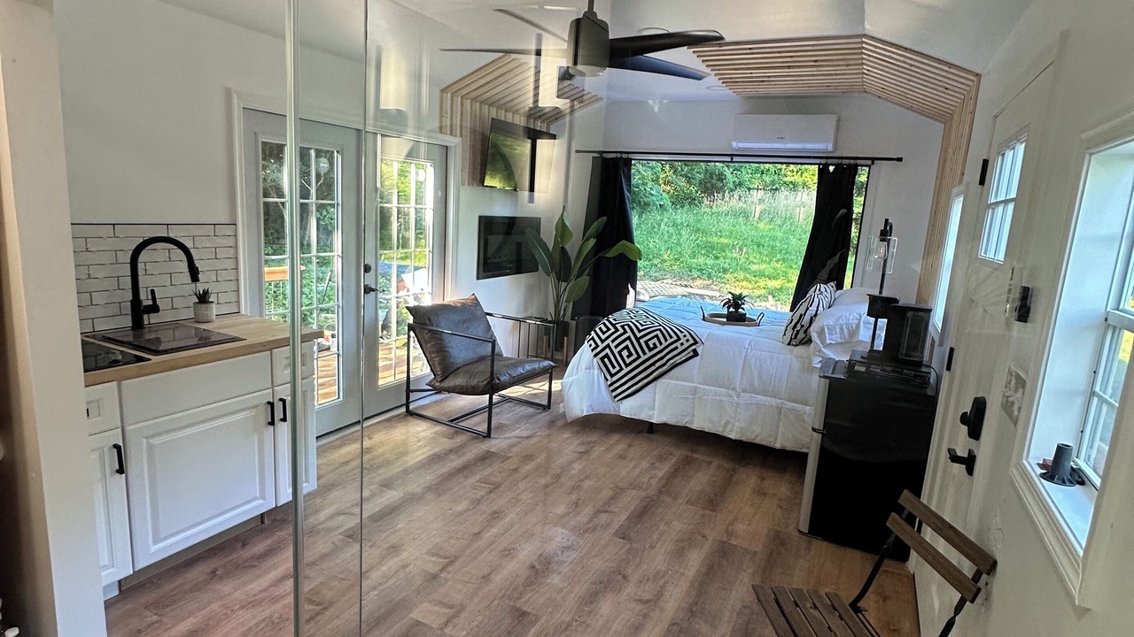 Photo of Bedroom in Rosedale