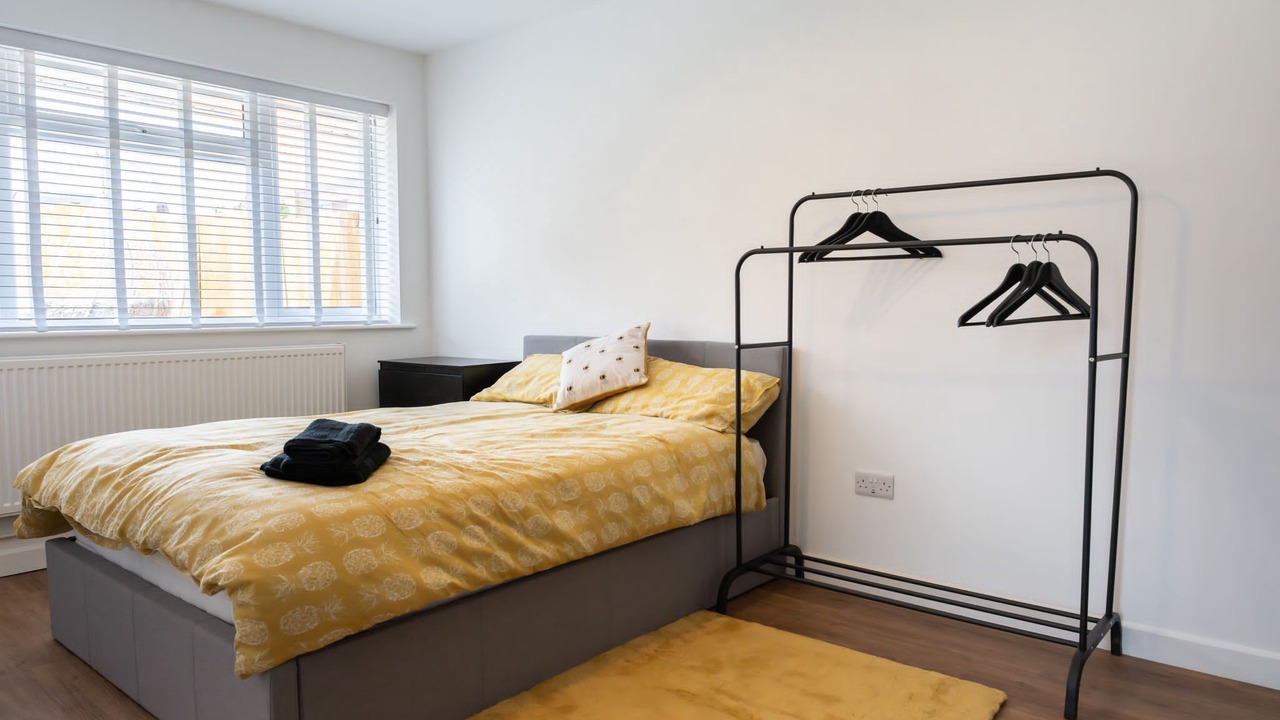 Photo of Bedroom in Keynsham