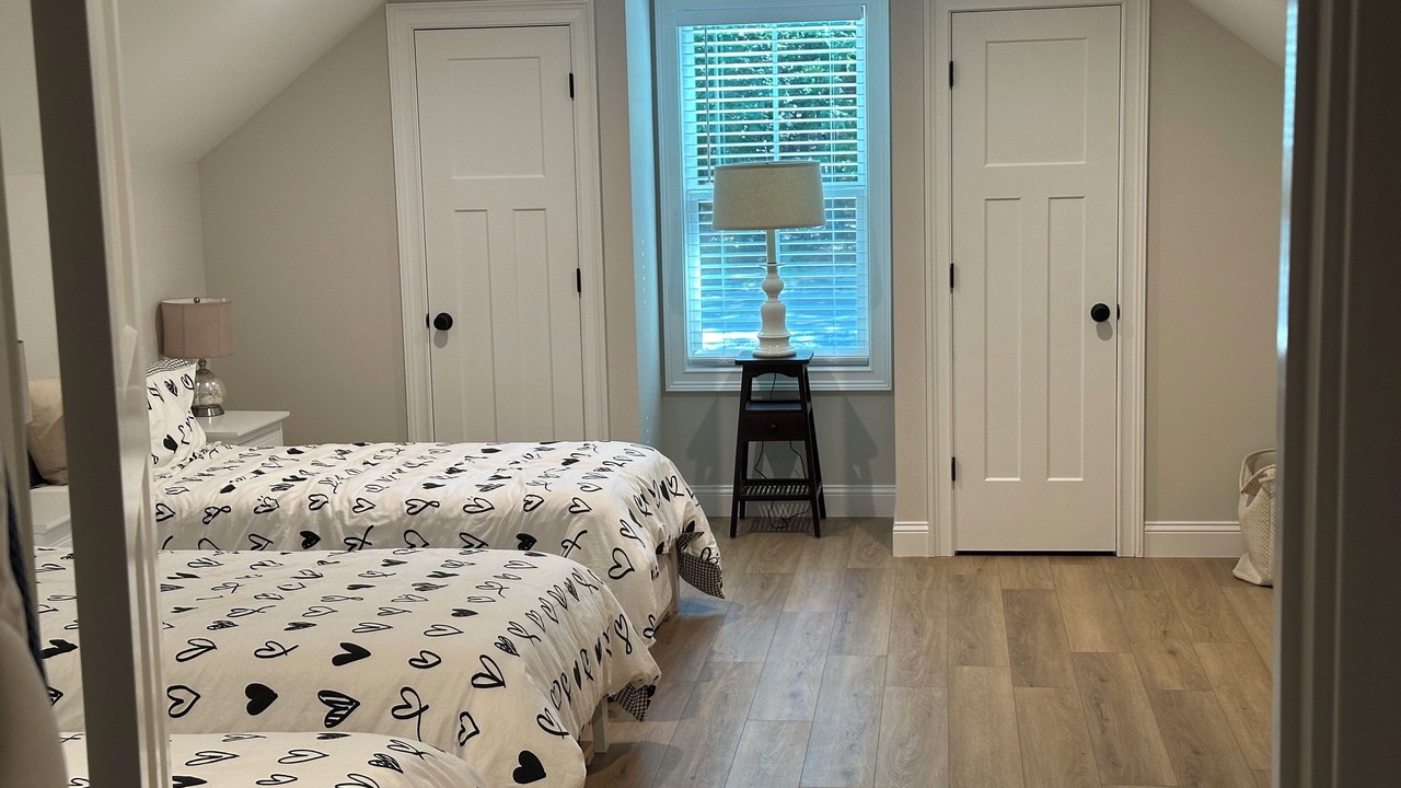 Photo of Bedroom in Seven Lakes