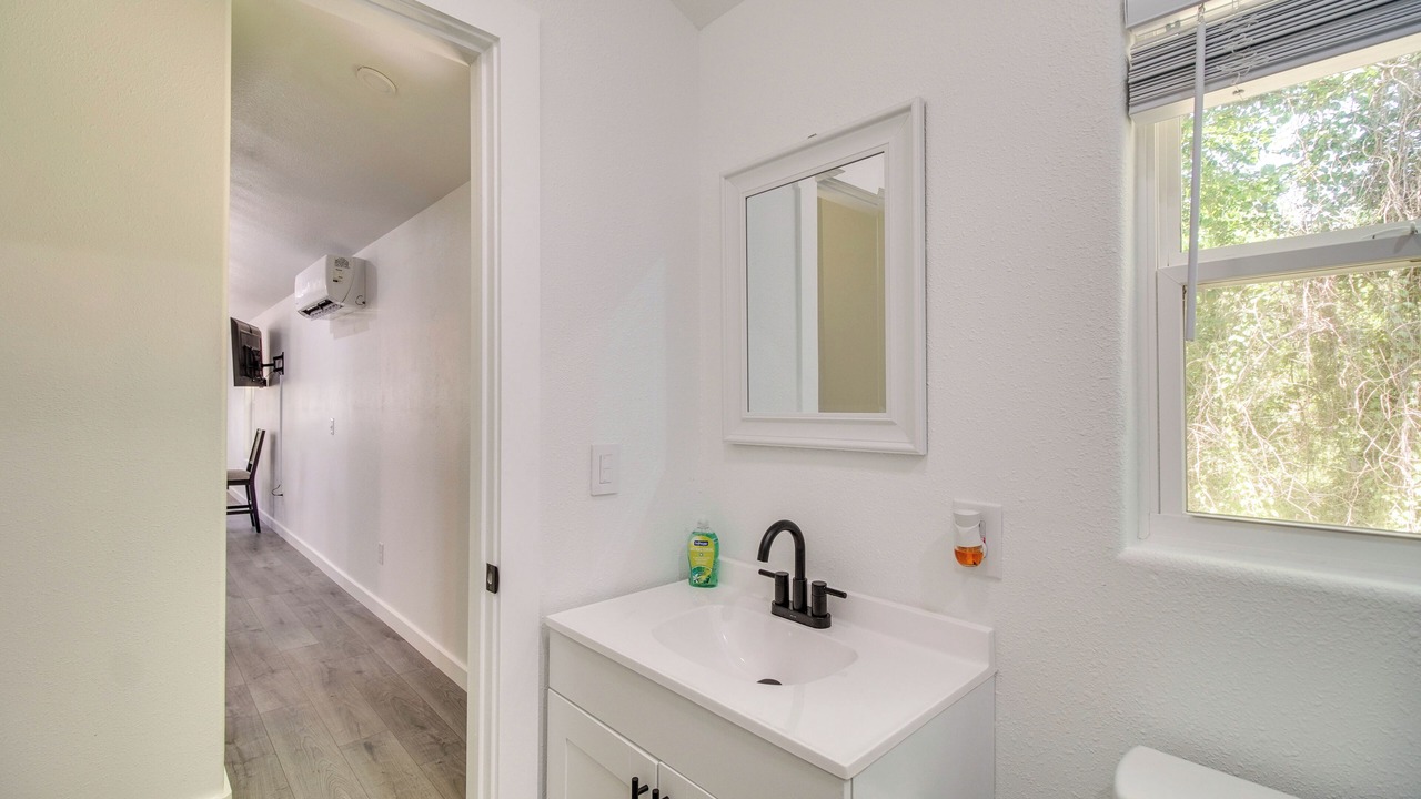 Photo of Bathroom in Grove