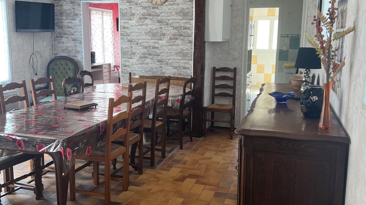 Photo of Others in Seigy