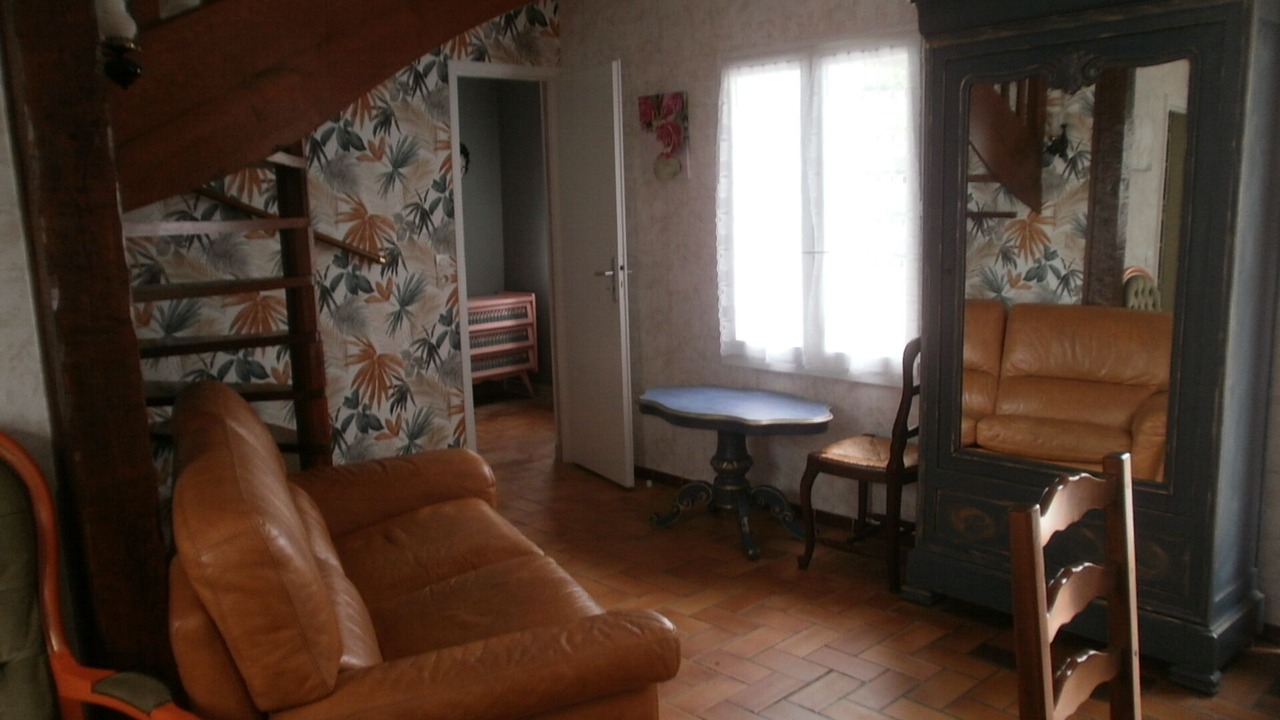 Photo of Livingroom in Seigy