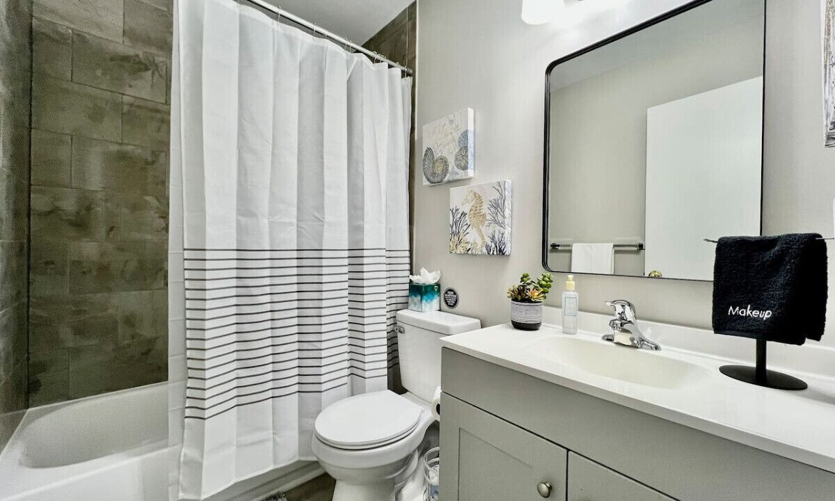 Photo of Bathroom in Middletown