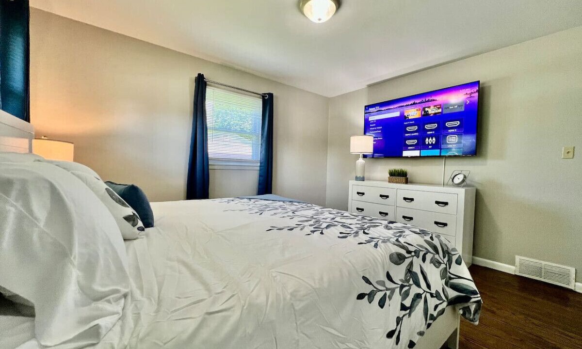 Photo of Bedroom in Middletown