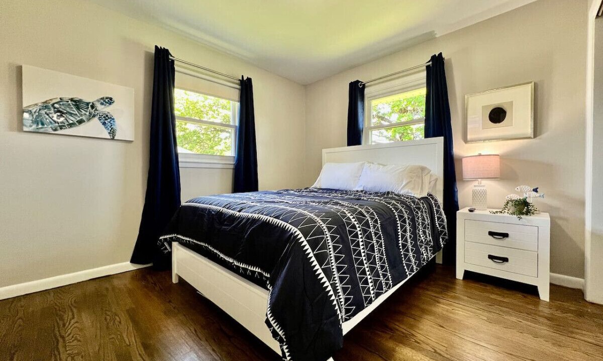 Photo of Bedroom in Middletown