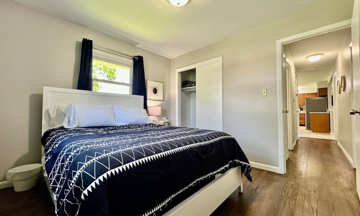 Photo of Bedroom in Middletown