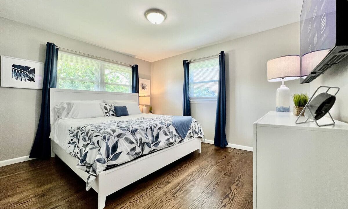 Photo of Bedroom in Middletown