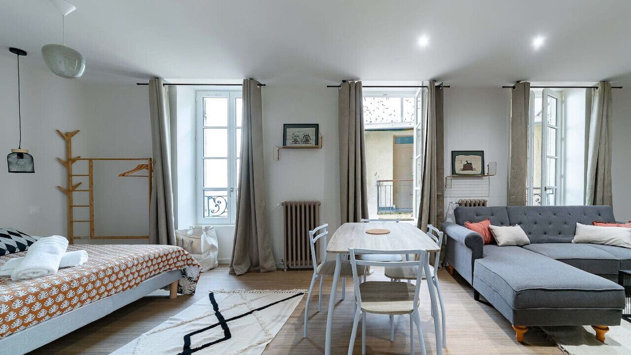 Photo of Livingroom in Vieux Vichy