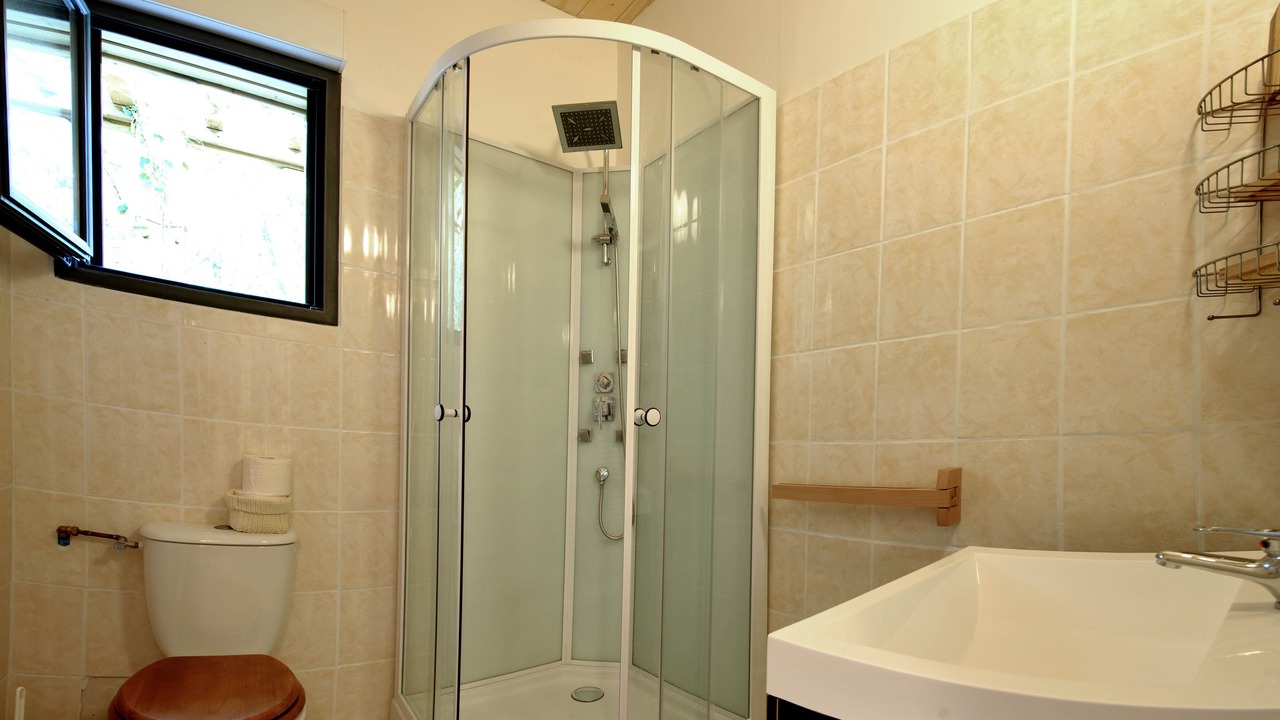 Photo of Bathroom in Roquetaillade