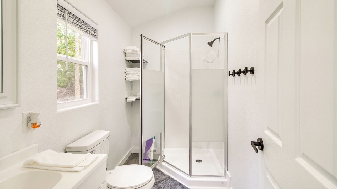 Photo of Bathroom in Grove