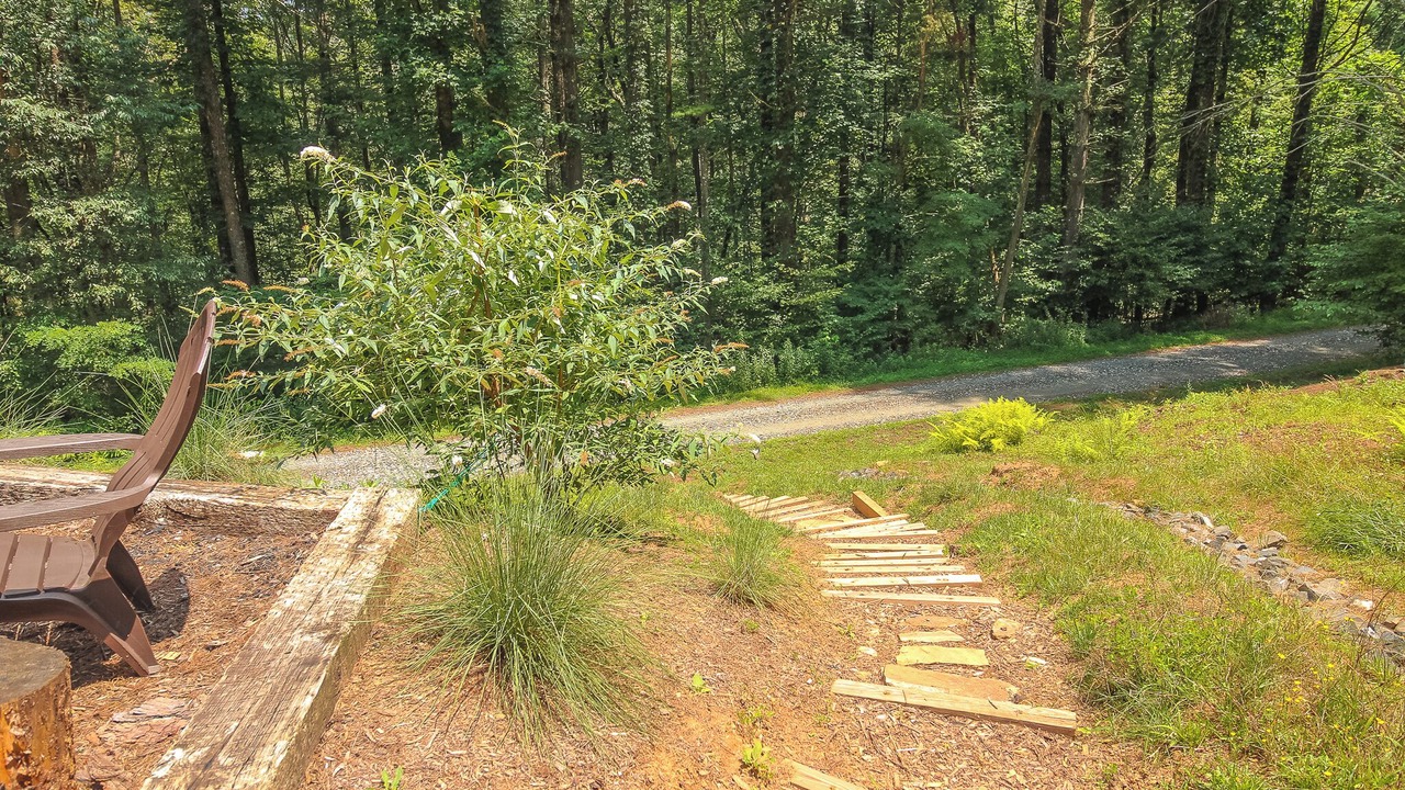 Photo of Outdoor in West Jefferson