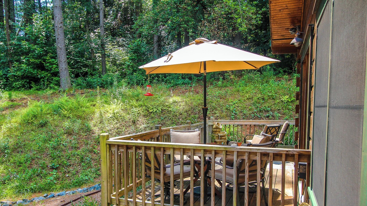 Photo of Patio Balcony in West Jefferson