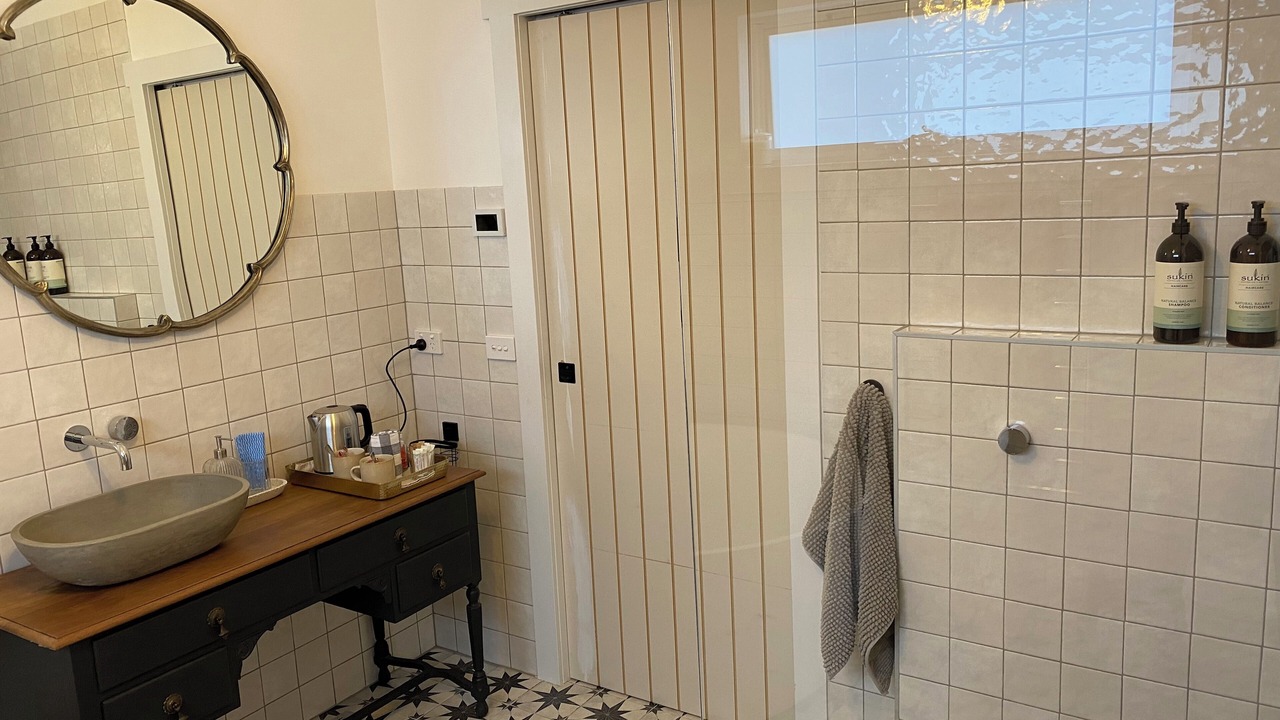 Photo of Bathroom in Myrtleford