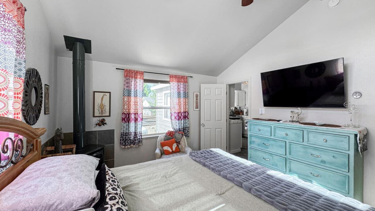 Photo of Bedroom in Murphys