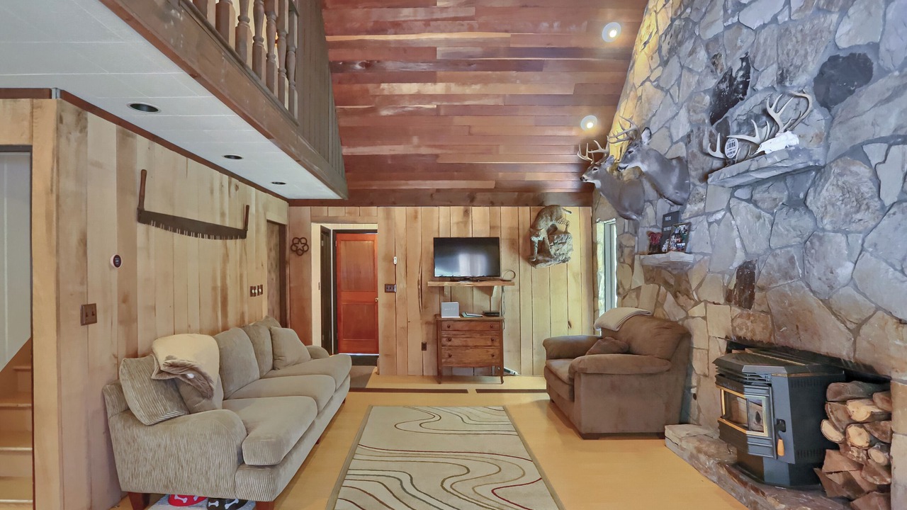 Photo of Livingroom in Brookville