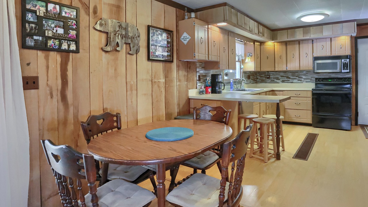Photo of Livingroom in Brookville