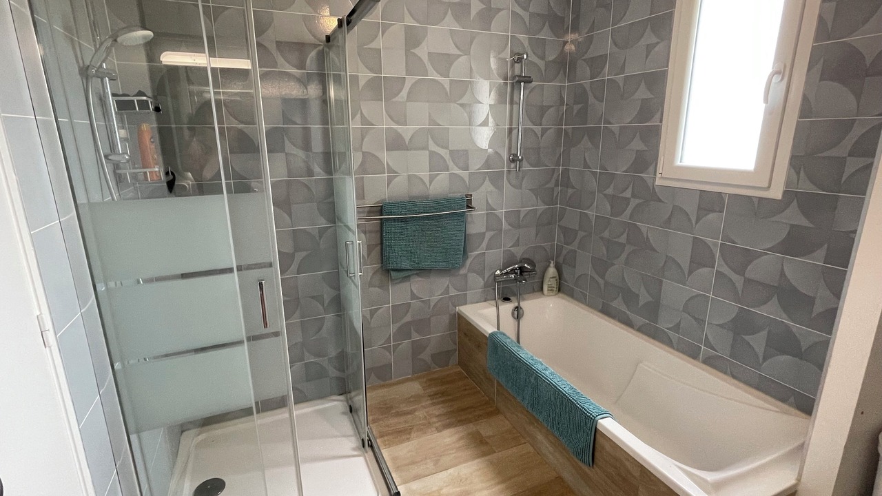 Photo of Bathroom in Forcalquier