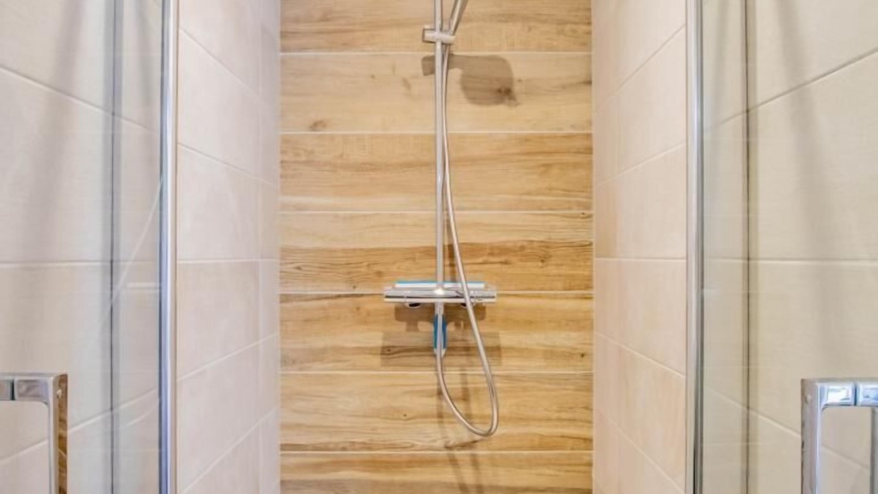 Photo of Bathroom in Mellecey