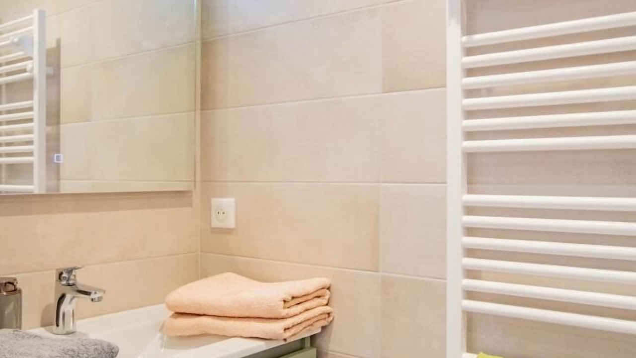 Photo of Bathroom in Mellecey