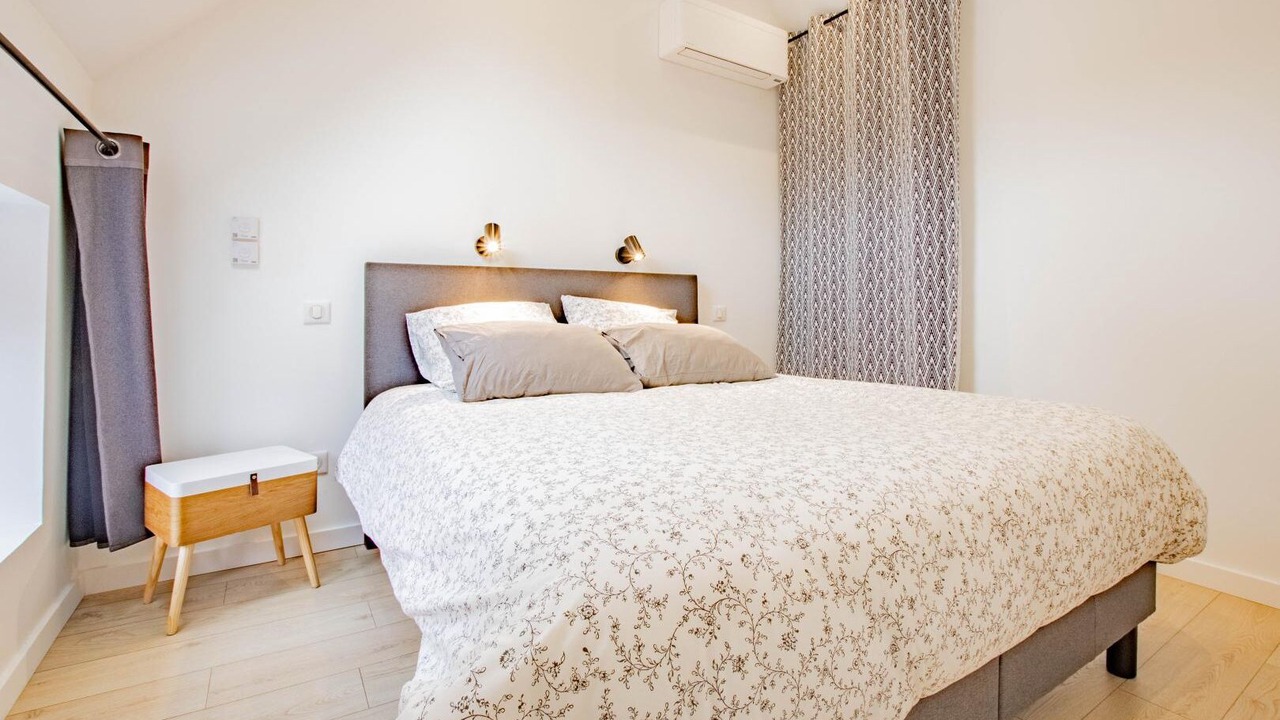 Photo of Bedroom in Mellecey