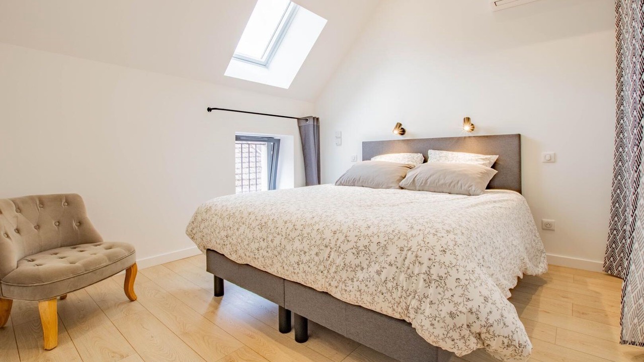 Photo of Bedroom in Mellecey