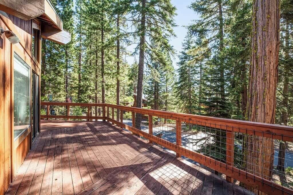 Photo of Patio Balcony in Carnelian Bay