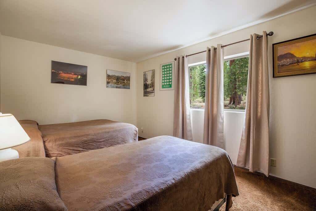 Photo of Bedroom in Carnelian Bay