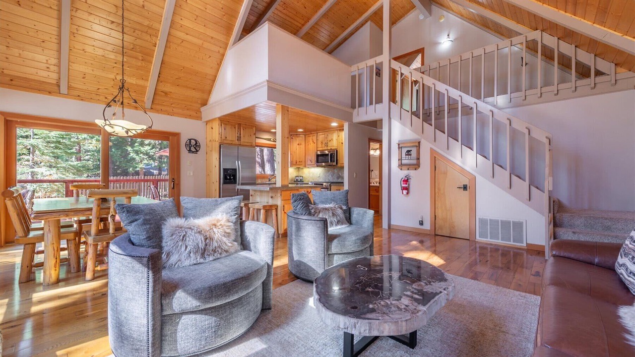 Photo of Bedroom in Carnelian Bay