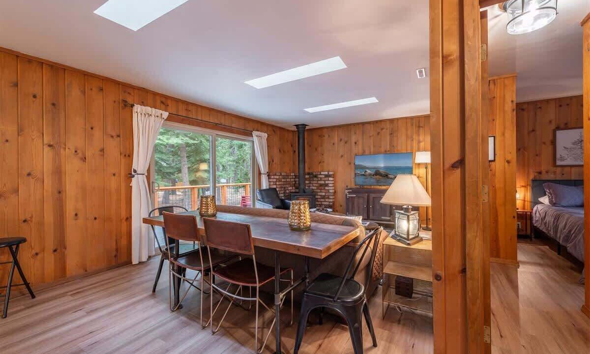 Photo of Bedroom in Carnelian Bay