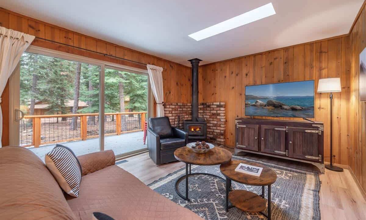 Photo of Bedroom in Carnelian Bay