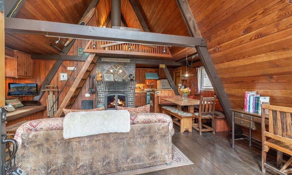 Photo of Bedroom in Carnelian Bay
