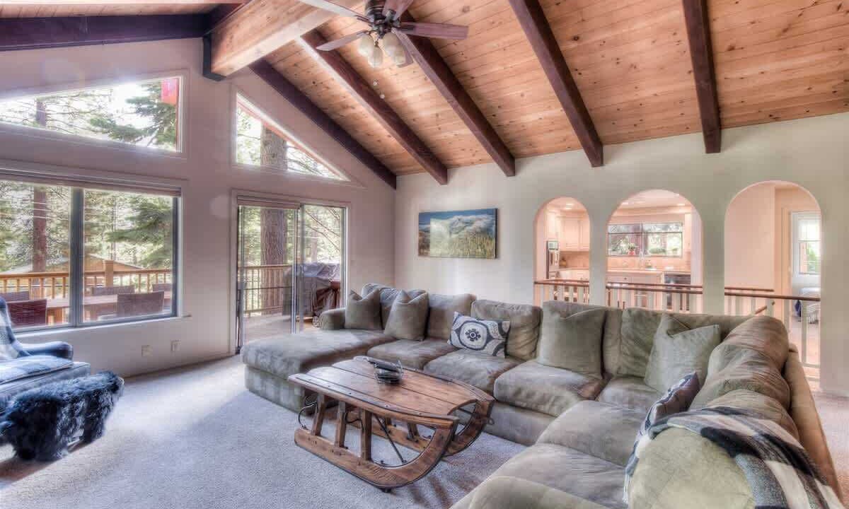 Photo of Bedroom in Carnelian Bay