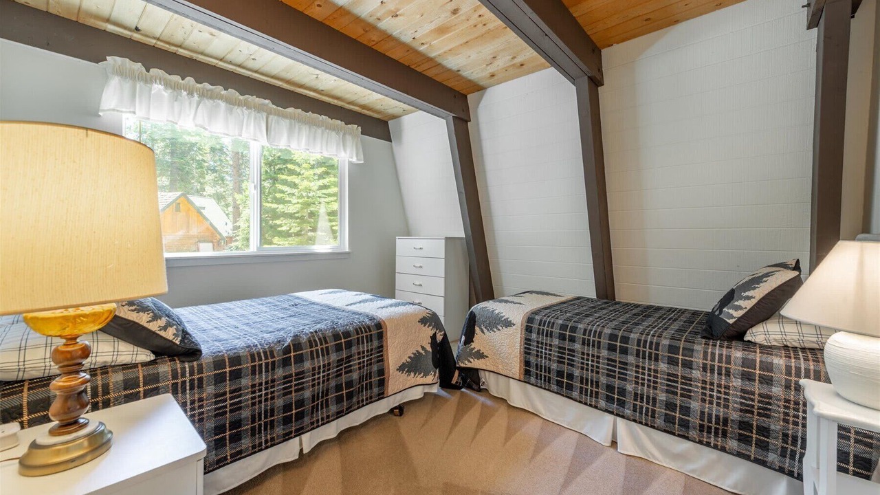 Photo of Bedroom in Carnelian Bay