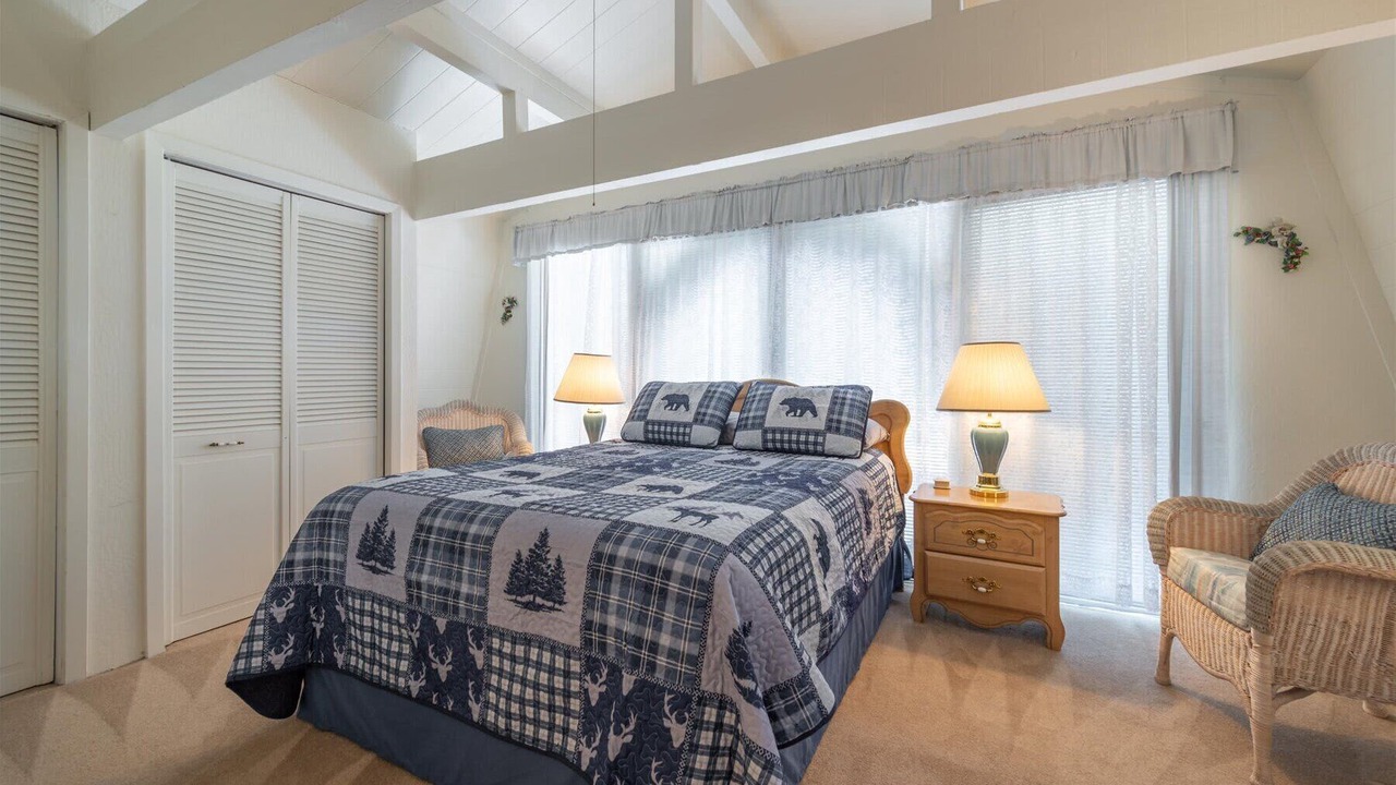Photo of Bedroom in Carnelian Bay