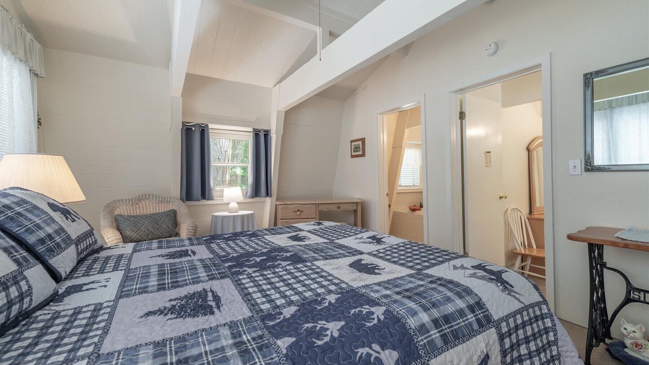 Photo of Bedroom in Carnelian Bay