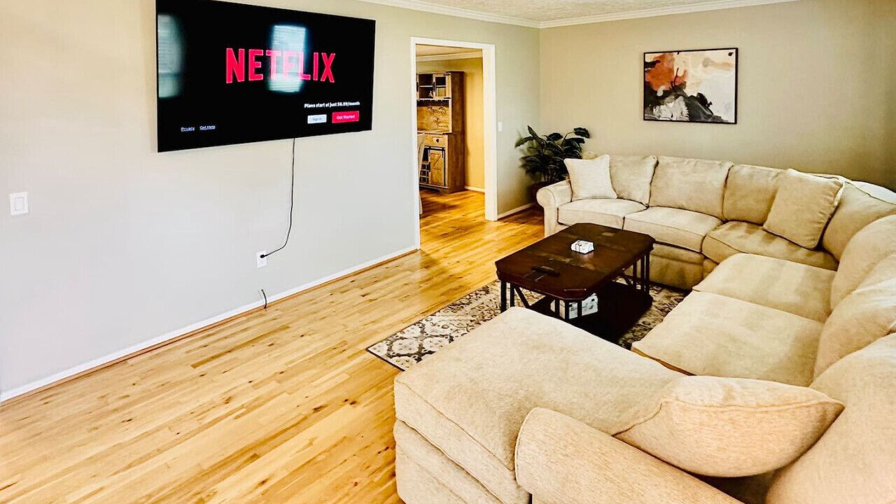 Photo of Livingroom in Gadsden