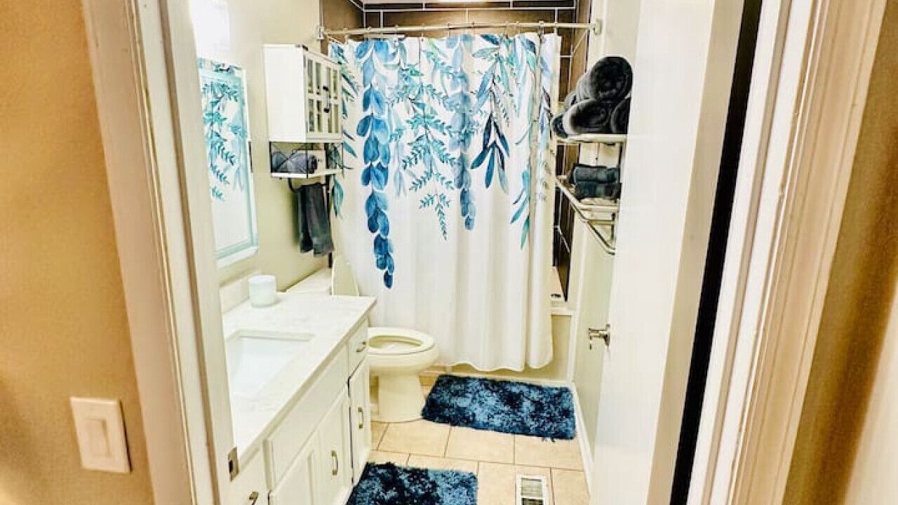 Photo of Bathroom in Gadsden