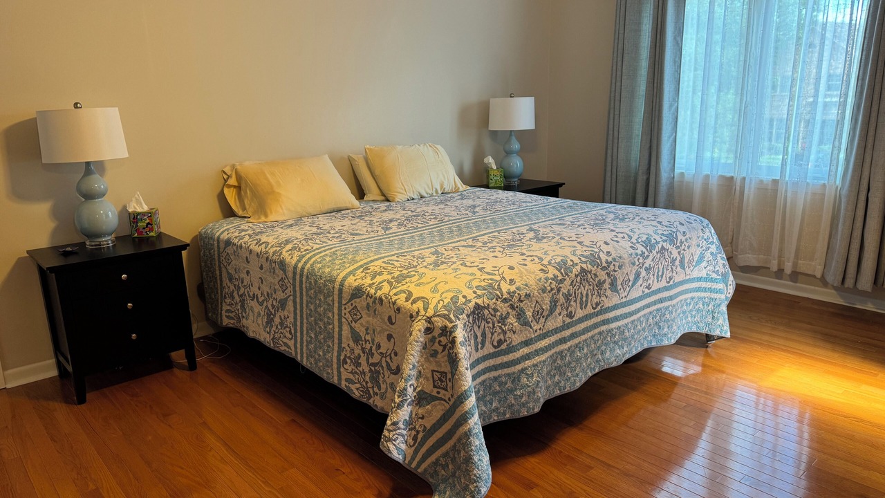 Photo of Bedroom in Gages Lake