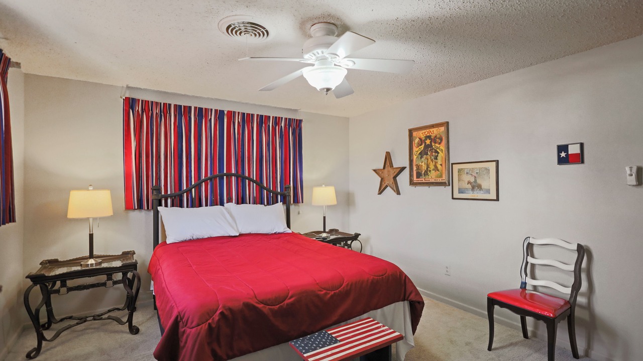 Photo of Bedroom in Lubbock