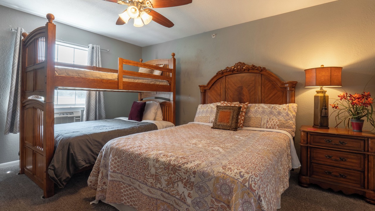 Photo of Bedroom in Branson