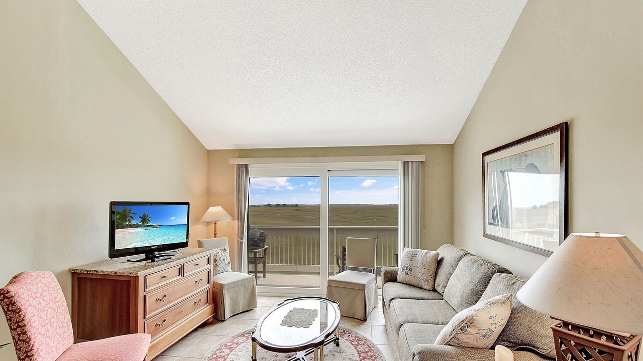 Photo of Livingroom in St. Simons Island