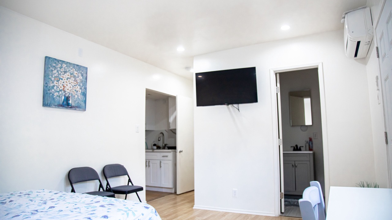 Photo of Bedroom in Ladera Heights