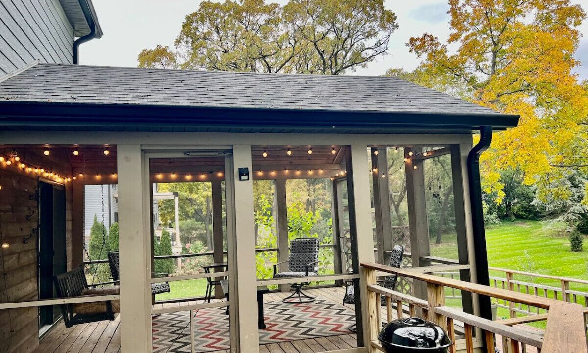 Photo of Patio Balcony in Village of Lakewood
